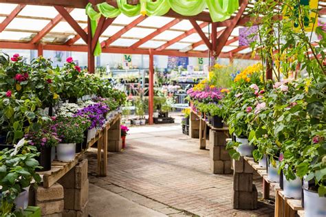 Garden Center .